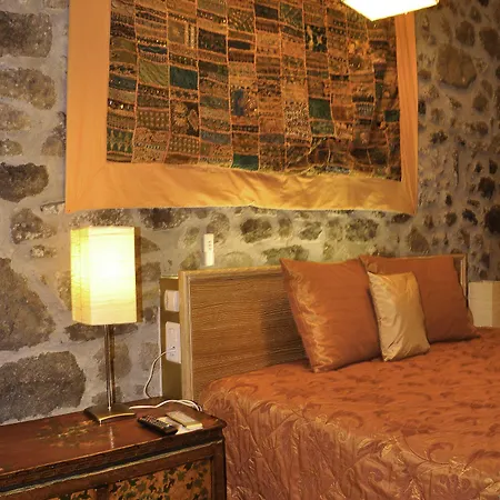 De La Maronne Hotel 3*
