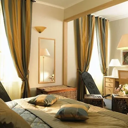 De La Maronne 3*